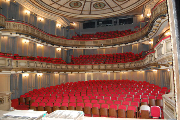 b_21006_or__theatro4 b_21006_or__theatro4